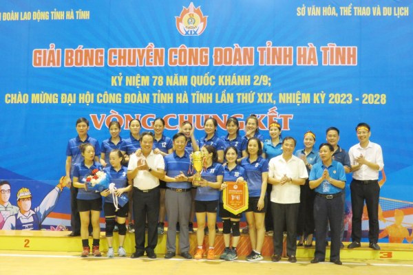 Bong-chuyen-ha-tinh